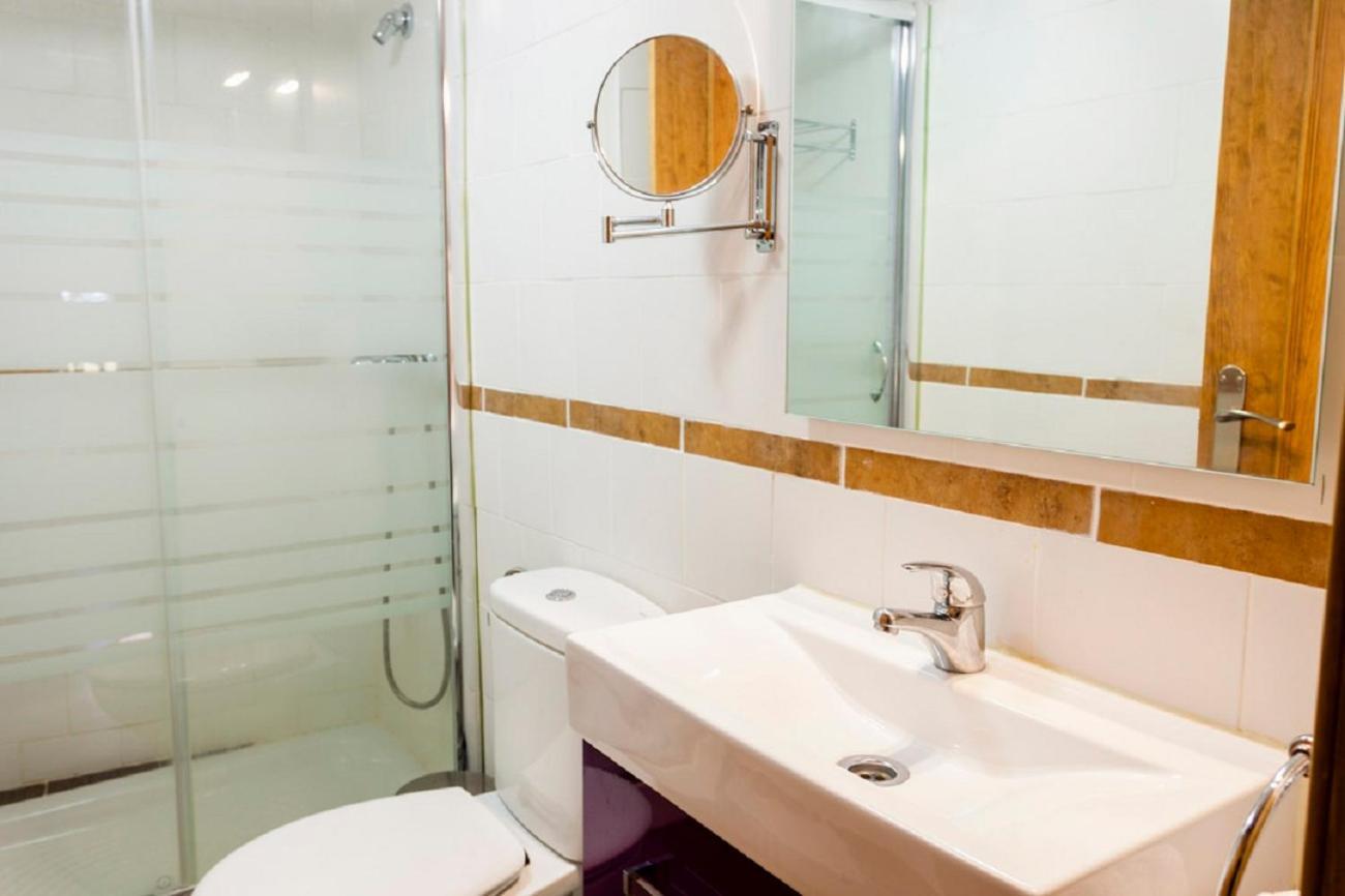 Apartamentos Casa Samper Santa Eulalia de Gállego الغرفة الصورة